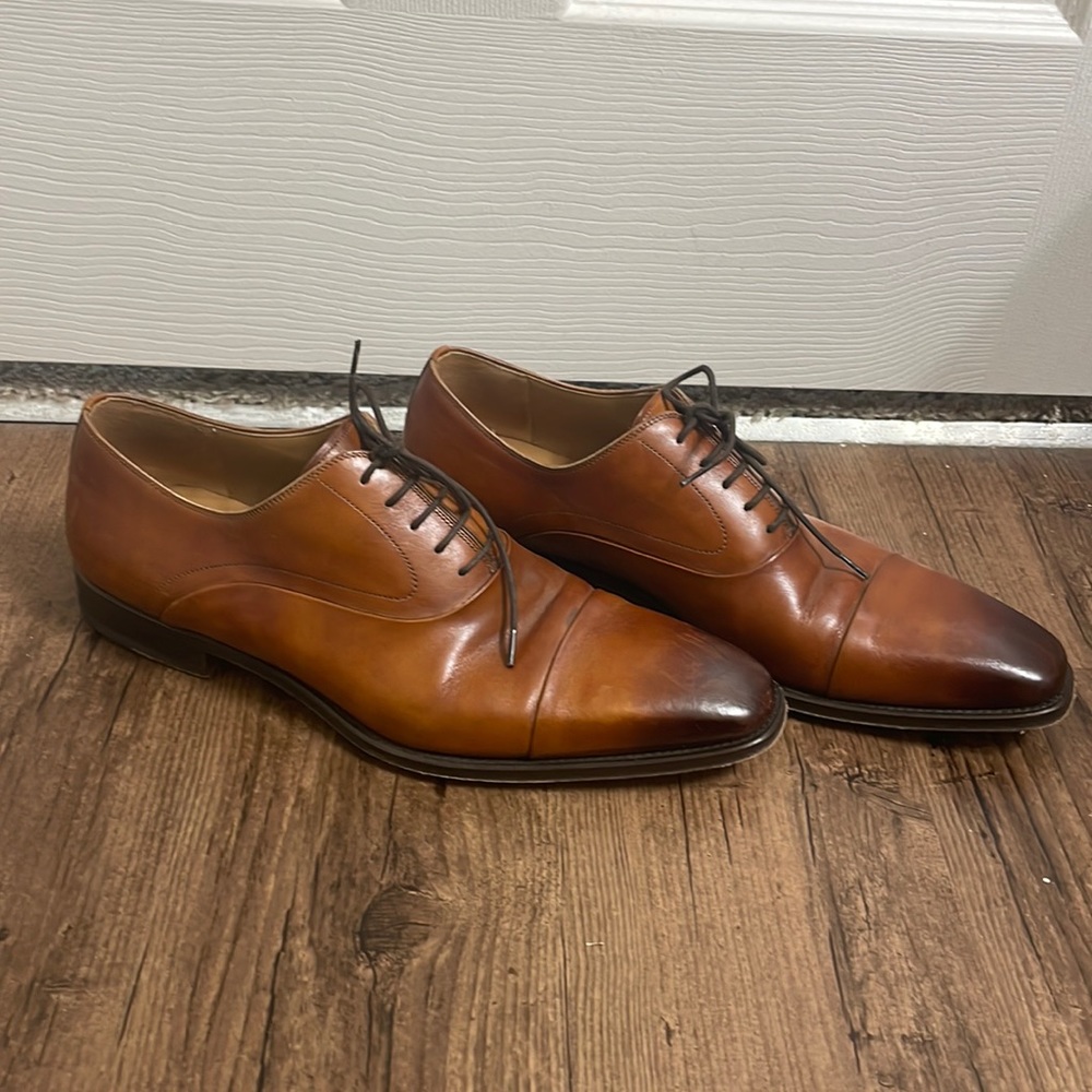 Magnanni leather shoes. Mens size 11.5